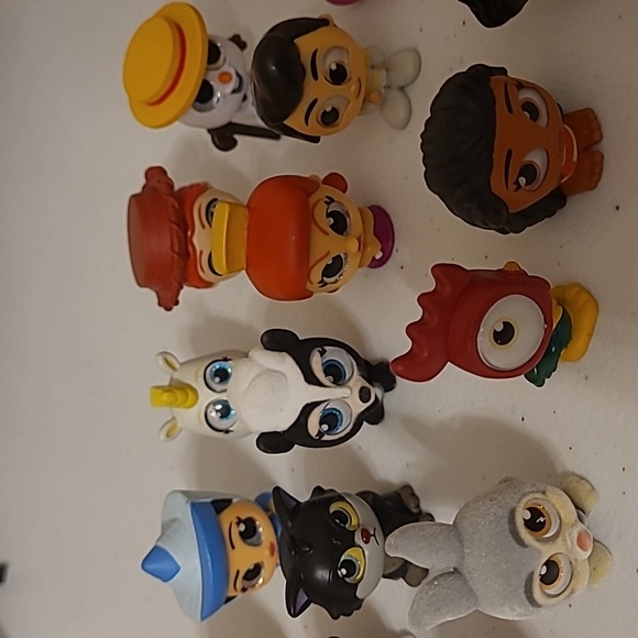 Disney mini figures lot - Picture 4 of 5